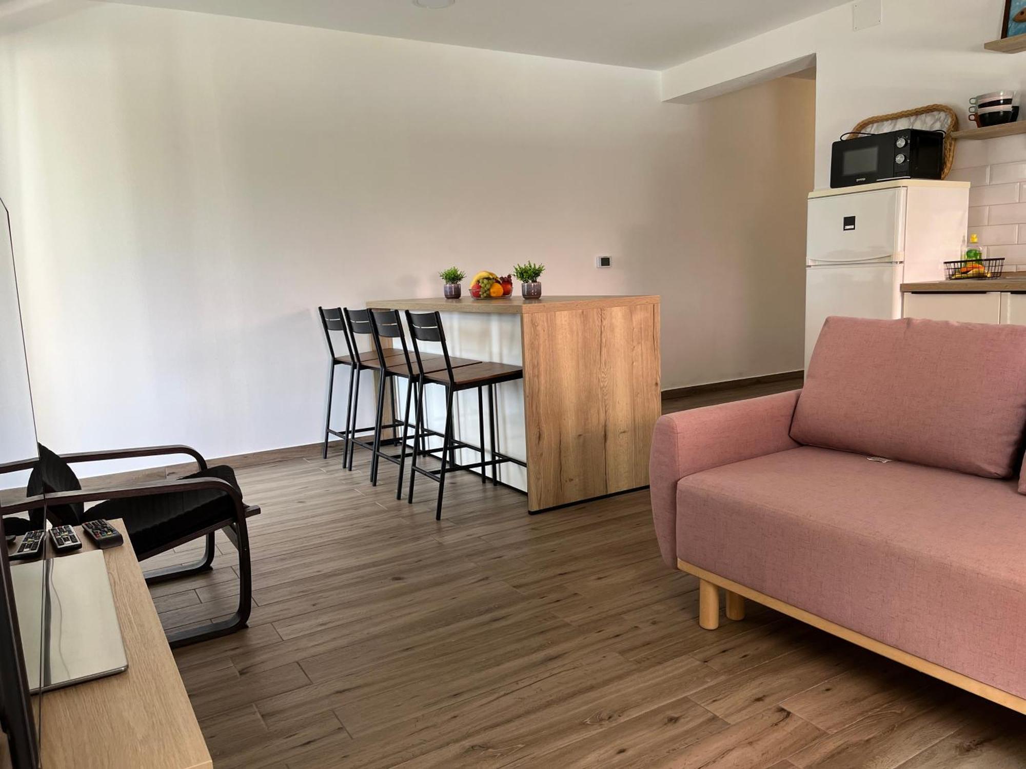 Apartmani Mlinar - Two Bedroom Apartment With Seaview Grebaštica Exteriör bild